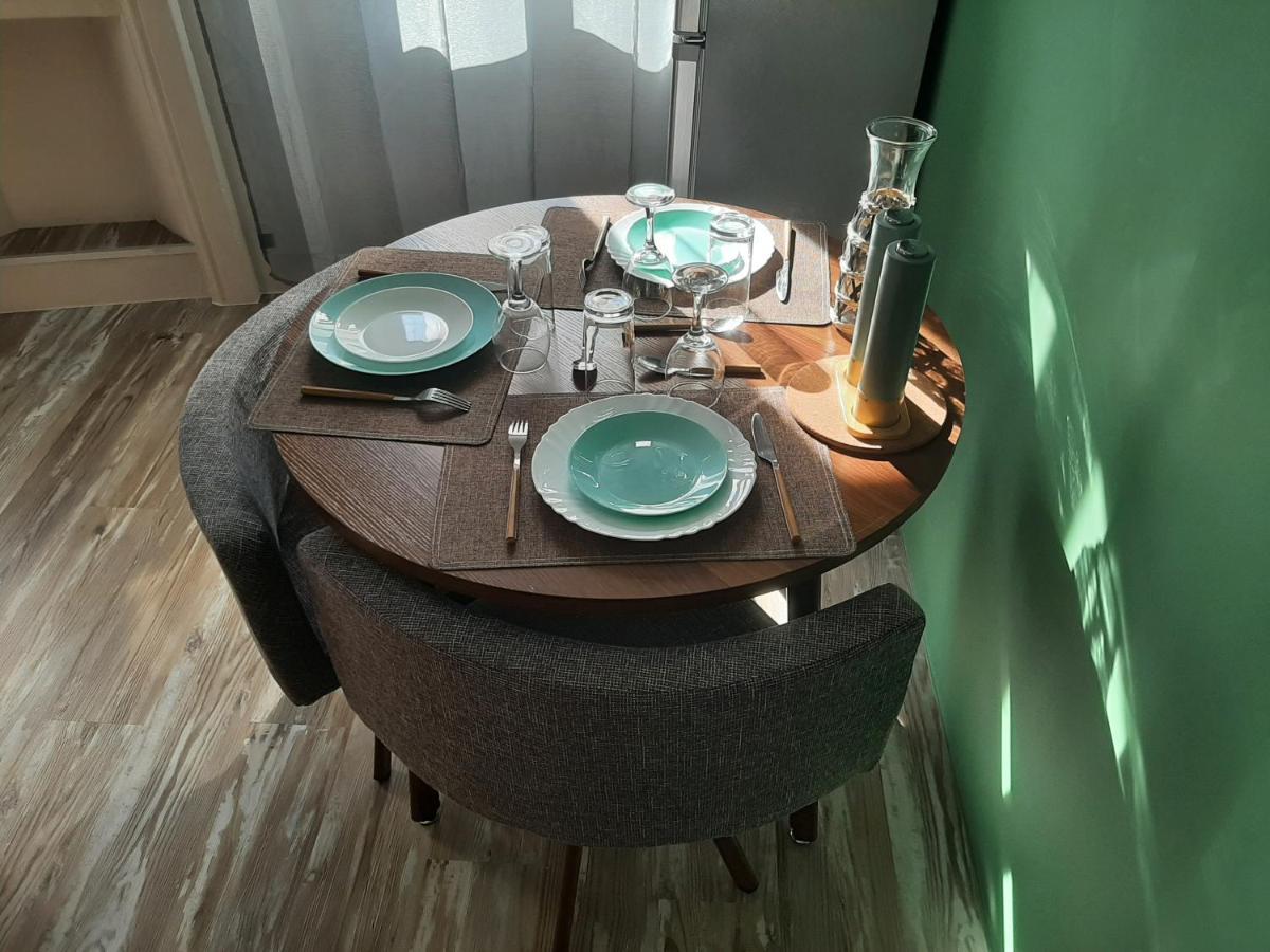 Bourg-Saint-Andéol 3 Apt T2 Cosy De 40 A 50 M2 Ideal Pour Un Deplacement Pro " Les Iris " מראה חיצוני תמונה